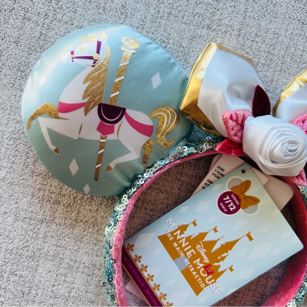 Disney Carrousel Ears - Minnie Mouse Main Attraction - Picture 3 of 7
